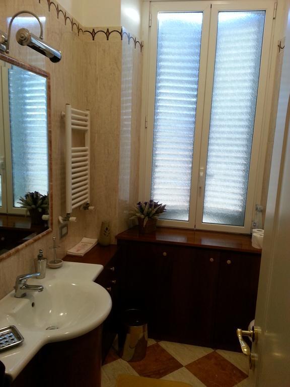 Bed and Breakfast Le Stanze Del Papa Рим Экстерьер фото