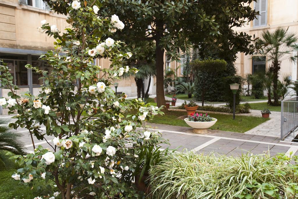 Bed and Breakfast Le Stanze Del Papa Рим Экстерьер фото