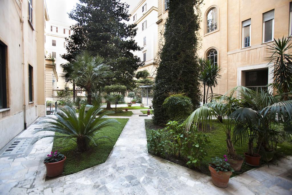 Bed and Breakfast Le Stanze Del Papa Рим Экстерьер фото